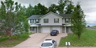 Spacious 4BR/2BA Duplex with 1 Car Garage & Washer/Dryer Included! Gallery 1