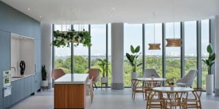 The Boulevard Gallery 14