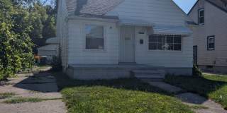 3 bedroom 2 bath garage Detroit/Redford Boarder 3 bedroom 2 bath garage Detroit/Redford Boarder Gallery 1