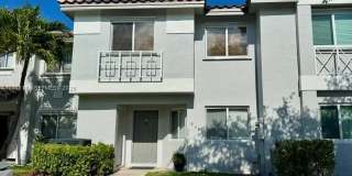 833 NW 208th Ter Gallery 1