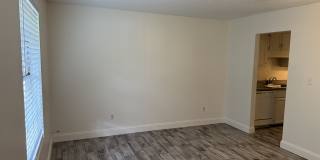 8034 Stark Ave Gallery 7