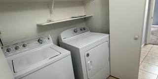 Beautiful eastside location Beautiful eastside location Gallery 22