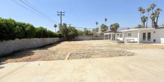 AVAILABLE NOW!! 3 BEDROOM 2 BATHROOM Home in Palm Desert! Gallery 29
