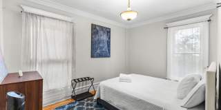 Historic Victorian Charm Meets Modern Living in the Heart of Italian Village / Short North! Gallery 22