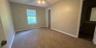 Great 3/2 home with large yard close to everything! Gallery 18