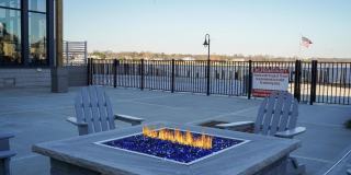 28 Riverside Avenue Gallery 22