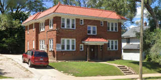 1306 N Rockton Ave Gallery 1