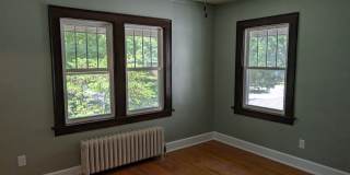 505 West Green Street Gallery 25