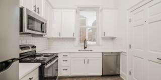 23 Bond Owner 363-369 King LLC Gallery 27