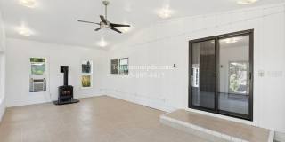 Gladstone 3BD/2BA Home with Large Yard, Shop, & 2 Car Garage Gallery 22
