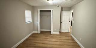 **4/2 BR Single Family home : Available Now Gallery 35