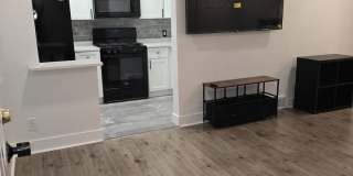 1116 GLENEAGLE RD #1 Gallery 2