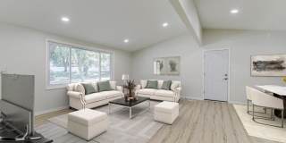 835 Niagara Lane N Gallery 1