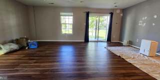 423 ARBOR Boulevard Gallery 17