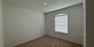 Luxurious and Spacious 4 Bedroom Home in Mustang School District Gallery 14