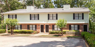 3bd/2.5ba Split Level Condo in Quiet Neighborhood! Gallery 1
