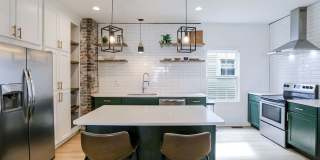 1306 S East Street Gallery 24