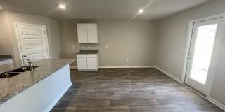213 Burnston Way Gallery 11