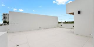 3222 NE 7th St Gallery 45