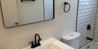 Stunning 2bd/1ba Unit in Chicago's Beverly Area Gallery 6