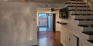 Remodeled 2bedroom 1.5 Bath Townhouse Gallery 1