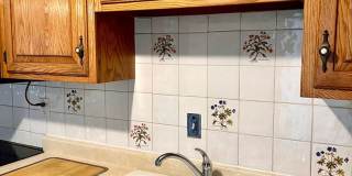 Spacious 4BR House in Edgewater Gallery 18