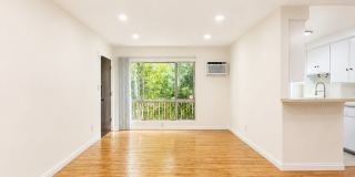 1044 N Curson Ave Gallery 3