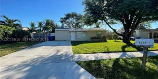 1810 SW 64th Ter Gallery 1
