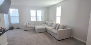 4138 Riverside Drive Gallery 13