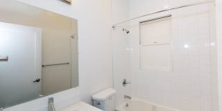 990 Geary Gallery 37