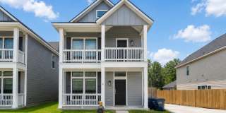 910 Fairview B - 1 Gallery 1