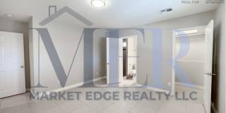 1003 West Howe Street Gallery 20