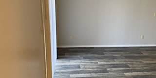 River Walk Apartments Gallery 132