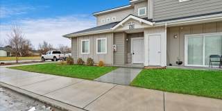 White Hawk Townhomes Gallery 95