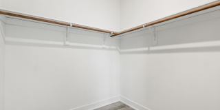 228 E Brown St Gallery 15
