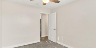 544 W 17th Place Gallery 18