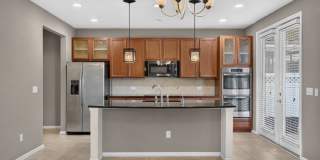 Large 4 bedroom home in Oakleaf Gallery 14