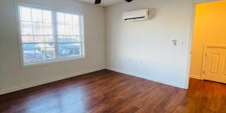 One Bedroom Garden Apartment Gallery 7