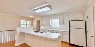 1610 Ridge Road Gallery 38