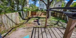 Beautifully Renovated! Gallery 33