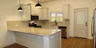 1692 Alamo Crossing Gallery 7