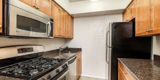 4801 FAIRMONT Avenue Gallery 5