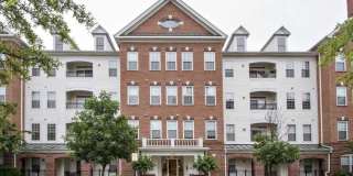 5801 CLIPPER LN #205 Gallery 1
