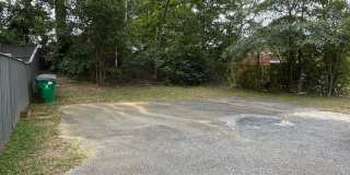 Convenient 2 Bedroom Duplex in SouthEnd Gallery 16