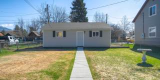 Charming Downtown Historic Fully Furnished Rental Gallery 18