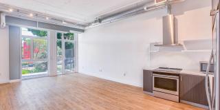 2231 South Western Avenue Gallery 18