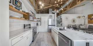 308 St Louis unit: 107 Gallery 17