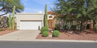 Spacious Oro Valley Home with Flex Room, Arizona Room & Enclosed Backyard Spacious Oro Valley Home with Flex Room, Arizona Room & Enclosed Backyard Gallery 1