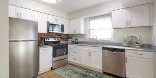 Monon Living Gallery 17