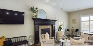 Stone Ridge Flats & Townhomes Gallery 13